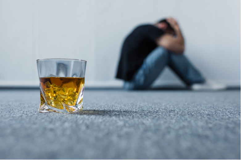 Alcohol use disorder, causes, symptoms and treatment