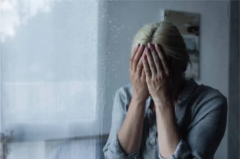 A woman suffering from mental health issues
